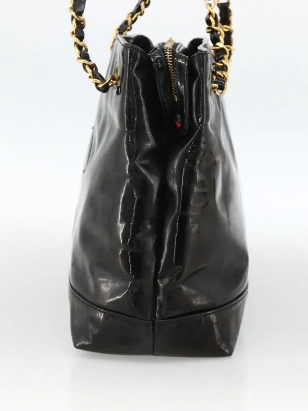 CHANEL brand	chanel color	black